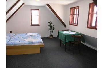 Cehia Penzión Nová Paka, Exteriorul